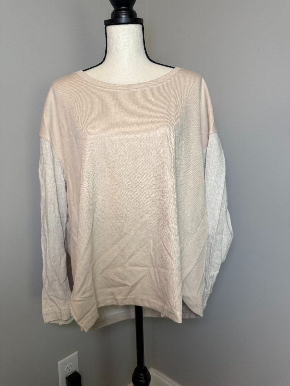 Umgee Women's long sleeve top